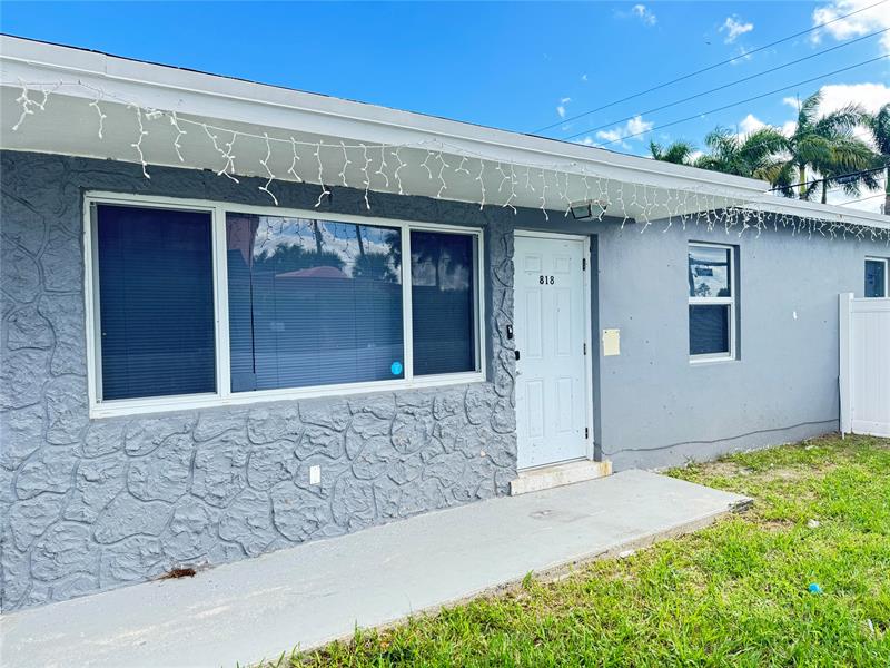 Image 4 of 17 For 818 Avenue U