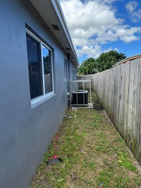 Image 7 of 17 For 818 Avenue U