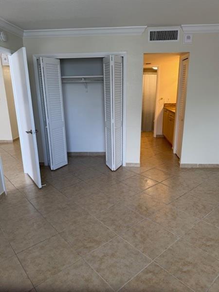 Image 8 of 30 For 1900 Ocean Blvd  7j