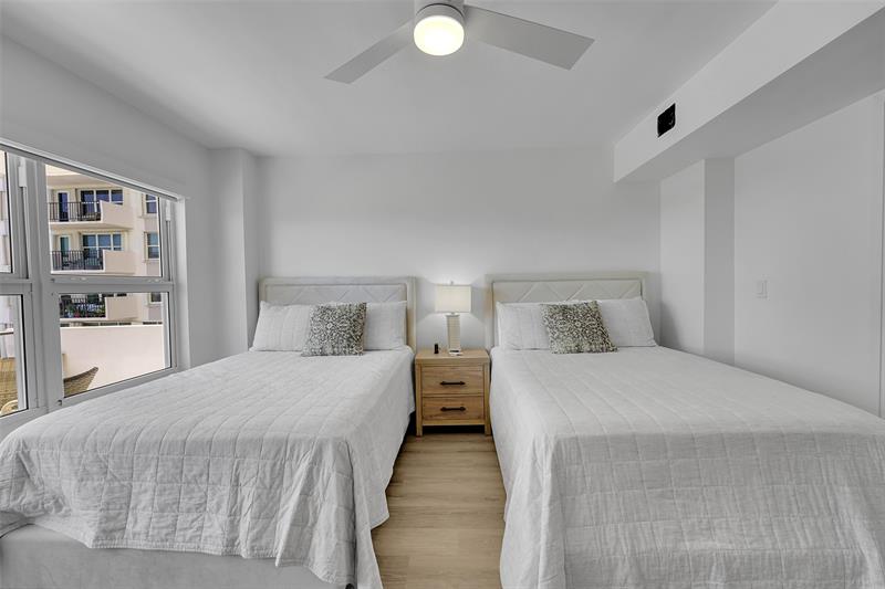 Image 25 of 47 For 405 Ocean Boulevard  306