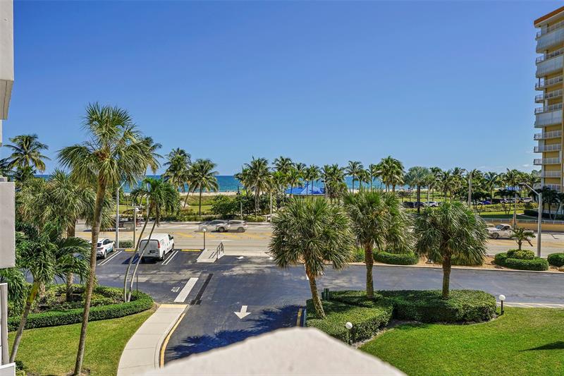 Image 30 of 47 For 405 Ocean Boulevard  306