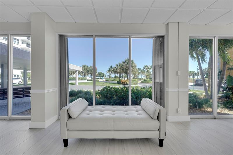 Image 34 of 47 For 405 Ocean Boulevard  306