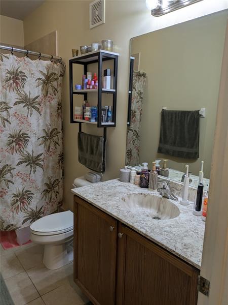 Image 5 of 12 For 9073 Plymouth Pl