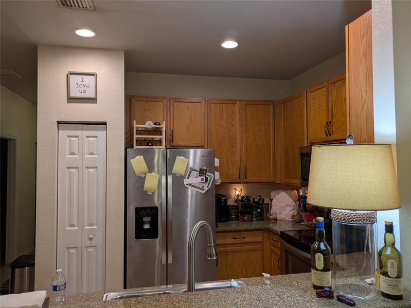 Image 9 of 12 For 9073 Plymouth Pl