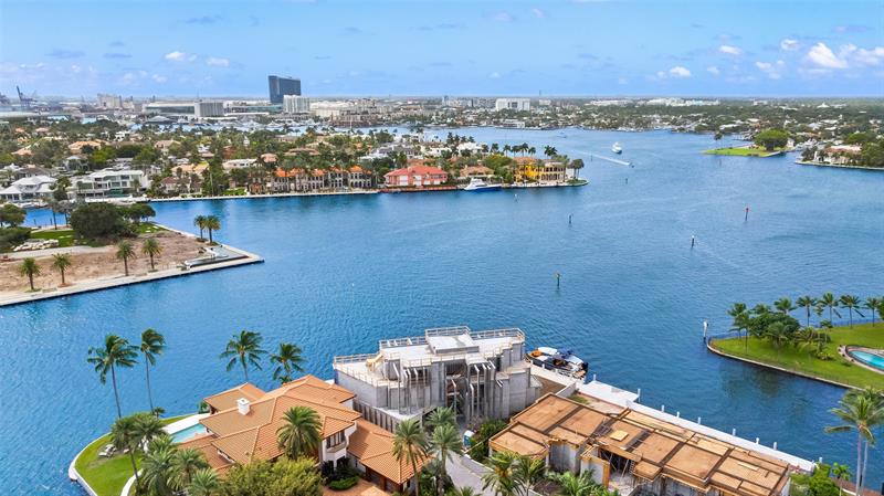 Image 18 of 27 For 851 Flamingo Dr