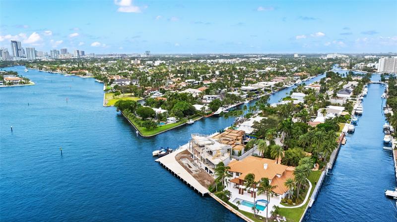 Image 20 of 27 For 851 Flamingo Dr