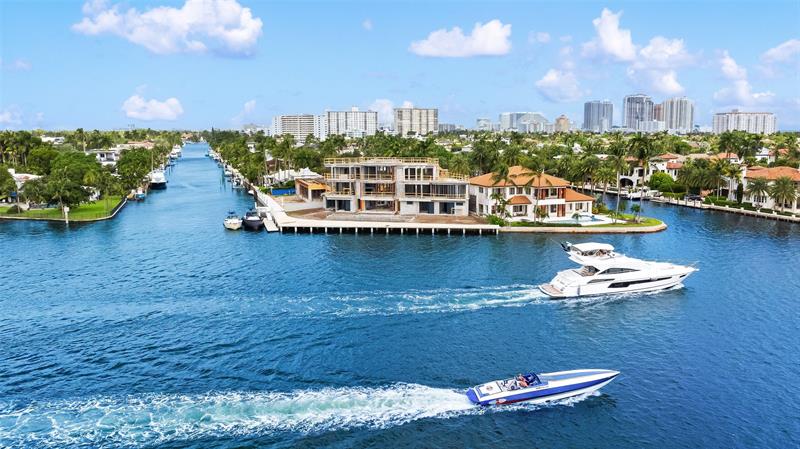 Image 21 of 27 For 851 Flamingo Dr