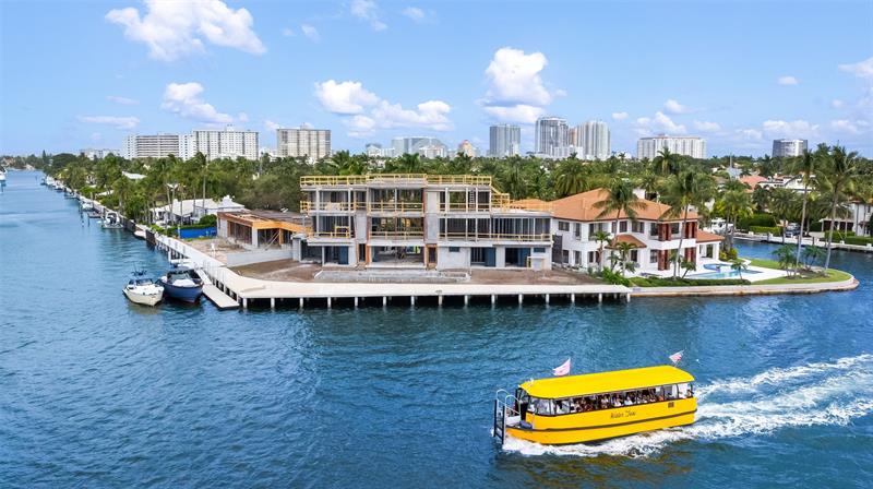 Image 24 of 27 For 851 Flamingo Dr