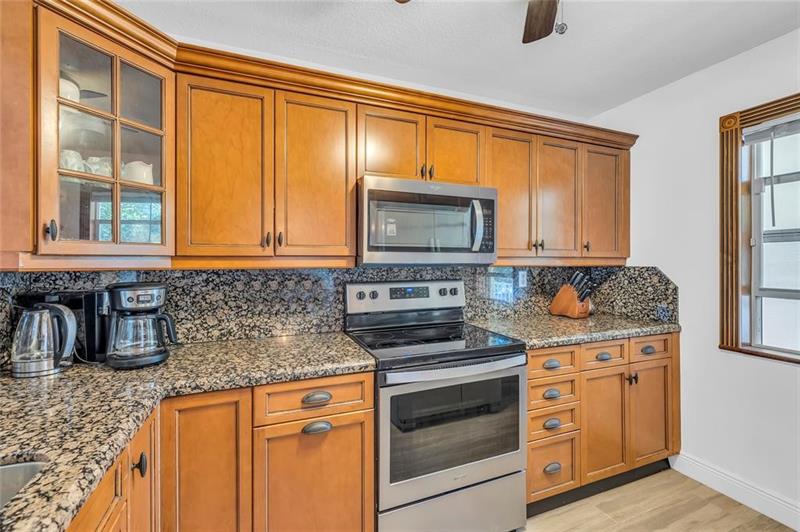 Image 13 of 28 For 3150 48th Ct  204