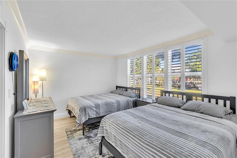 Image 19 of 28 For 3150 48th Ct  204