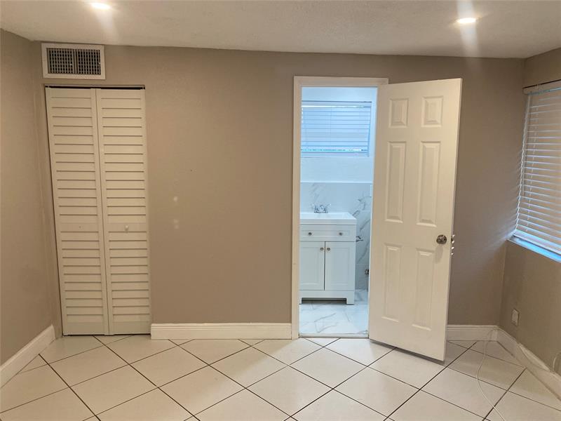 Image 10 of 27 For 6152 2nd St  