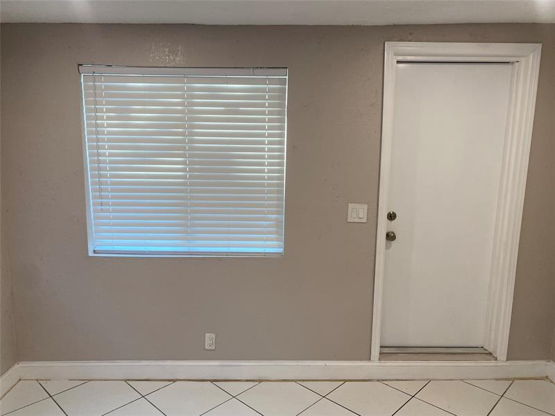 Image 11 of 27 For 6152 2nd St  