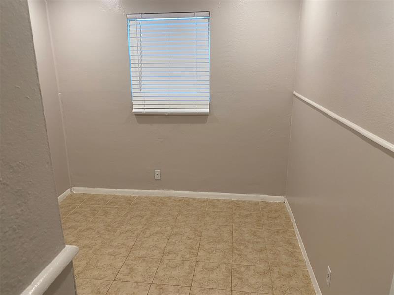 Image 16 of 27 For 6152 2nd St  