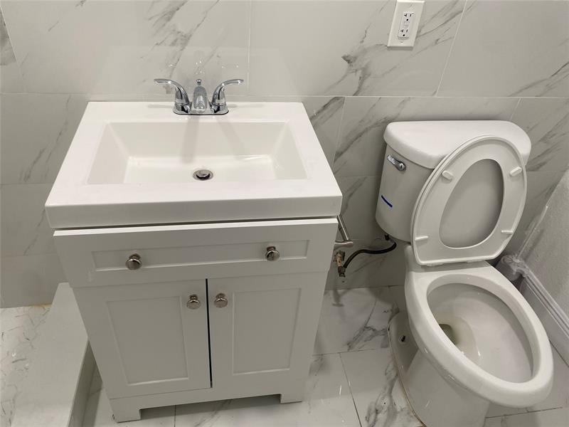 Image 22 of 27 For 6152 2nd St  