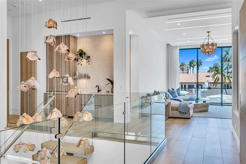 Image 30 of 69 For 408 Coral Way