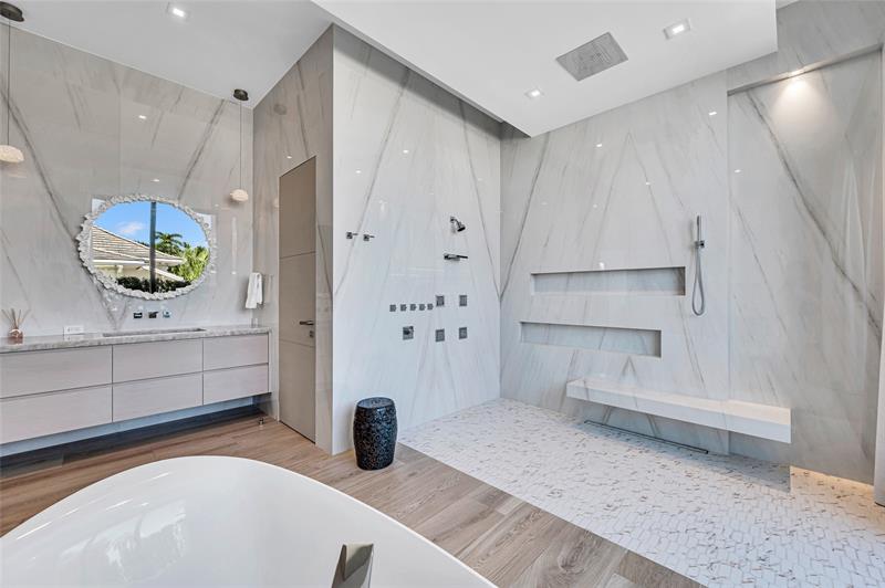 Image 41 of 69 For 408 Coral Way