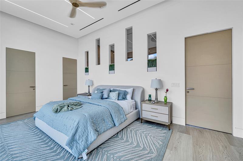 Image 50 of 69 For 408 Coral Way