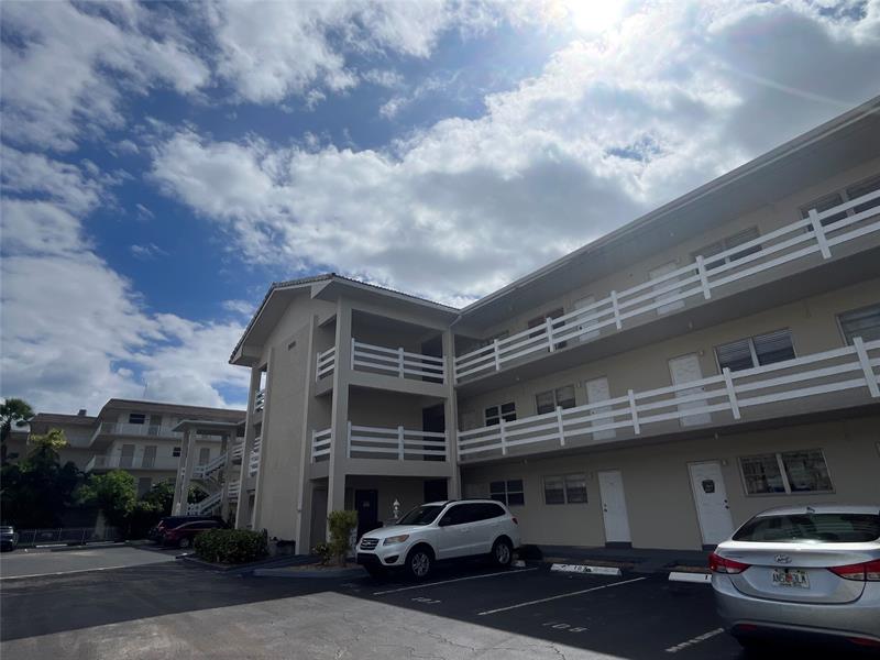 Details for 2100 Diana Dr  206, Hallandale Beach, FL 33009