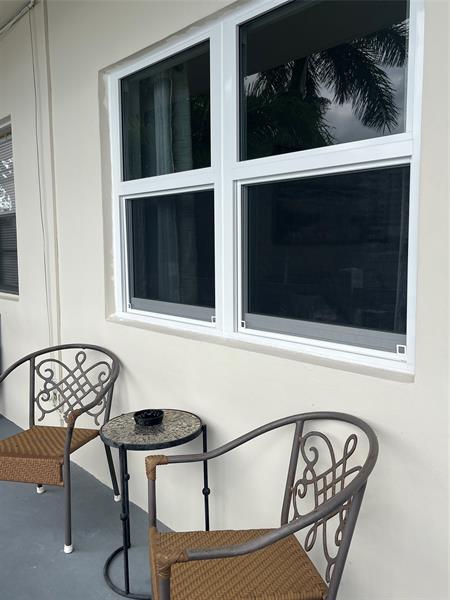 Image 4 of 14 For 2100 Diana Dr  206