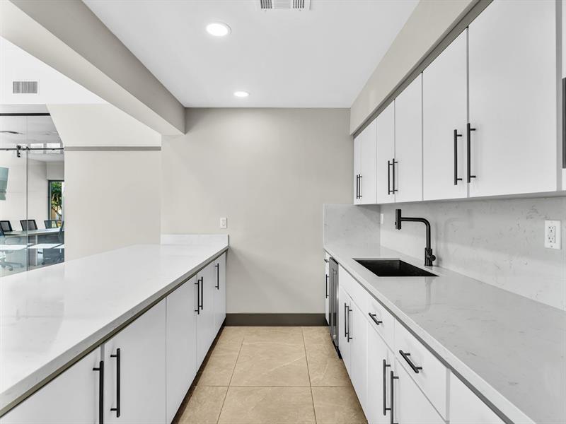 Image 47 of 71 For 900 River Reach Dr  525