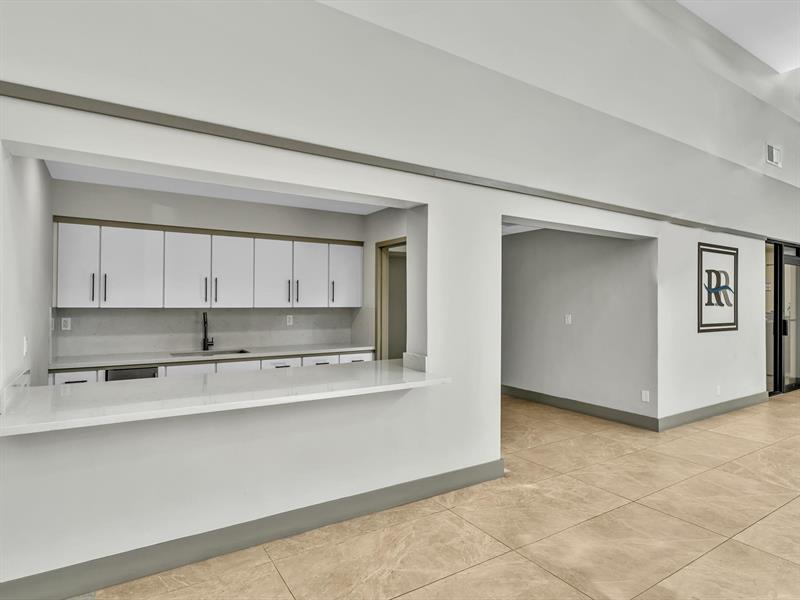 Image 48 of 71 For 900 River Reach Dr  525