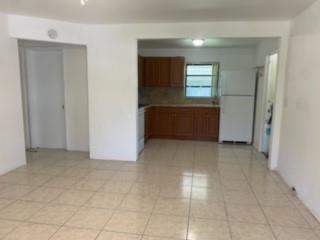 Image 6 of 8 For 5600 Hope St