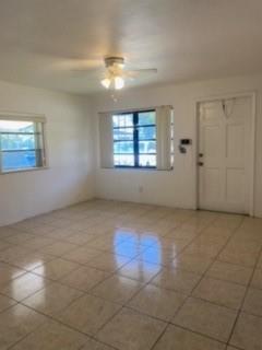 Image 8 of 8 For 5600 Hope St