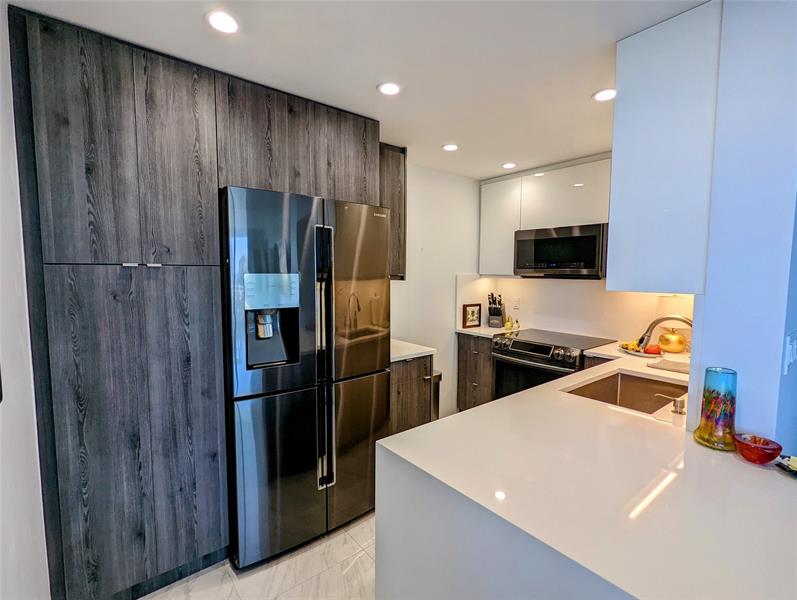 Image 10 of 24 For 888 Intracoastal Dr  10a