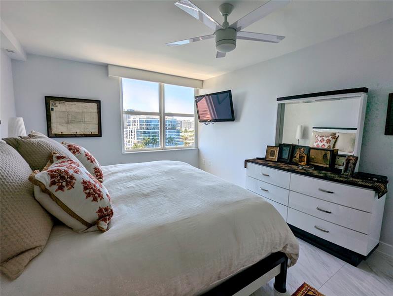 Image 16 of 24 For 888 Intracoastal Dr  10a