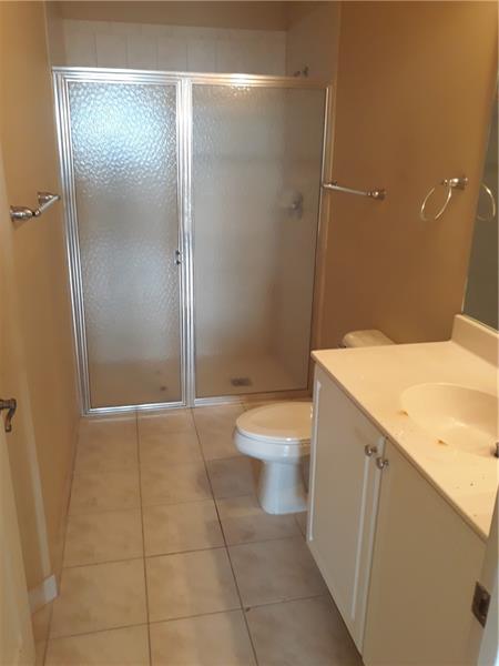 Image 18 of 47 For 9082 Plymouth Pl  9082