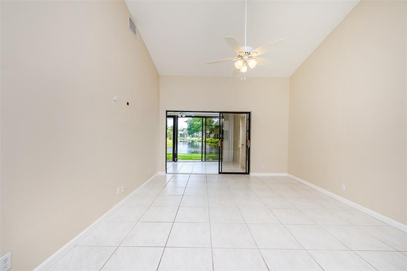 Image 16 of 37 For 3272 Carambola Cir  3272