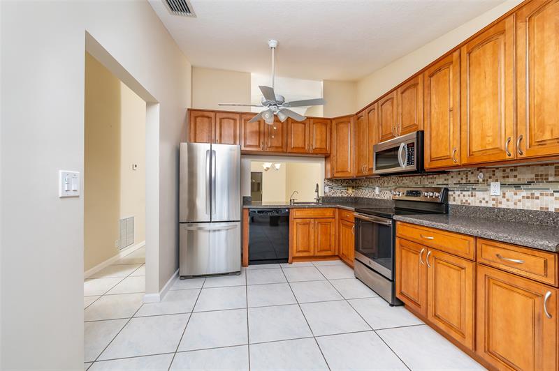 Image 23 of 37 For 3272 Carambola Cir  3272