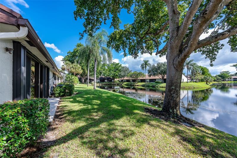 Image 6 of 37 For 3272 Carambola Cir  3272