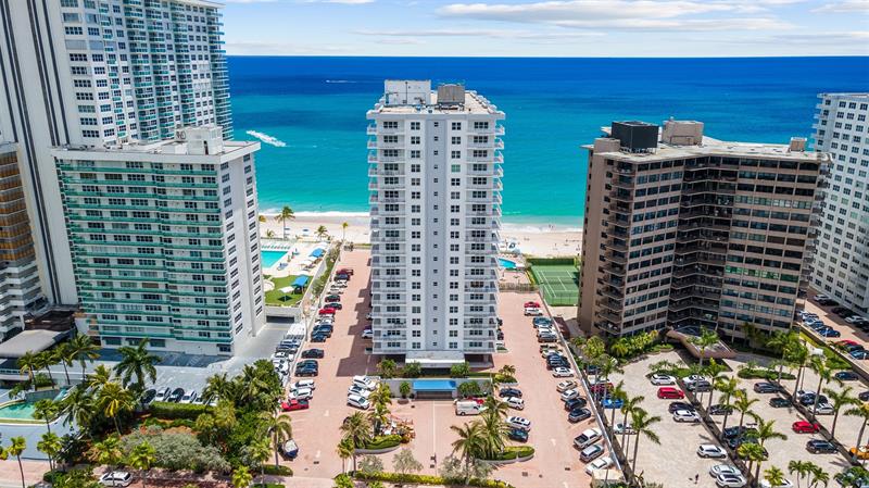 Image 14 of 18 For 3850 Galt Ocean Dr  1804
