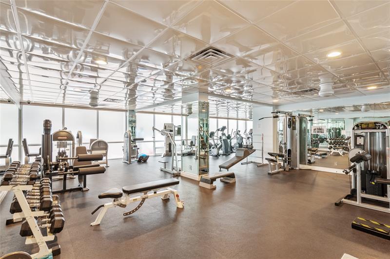 Image 5 of 18 For 3850 Galt Ocean Dr  1804