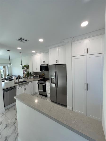 Image 5 of 34 For 711 122nd Ave