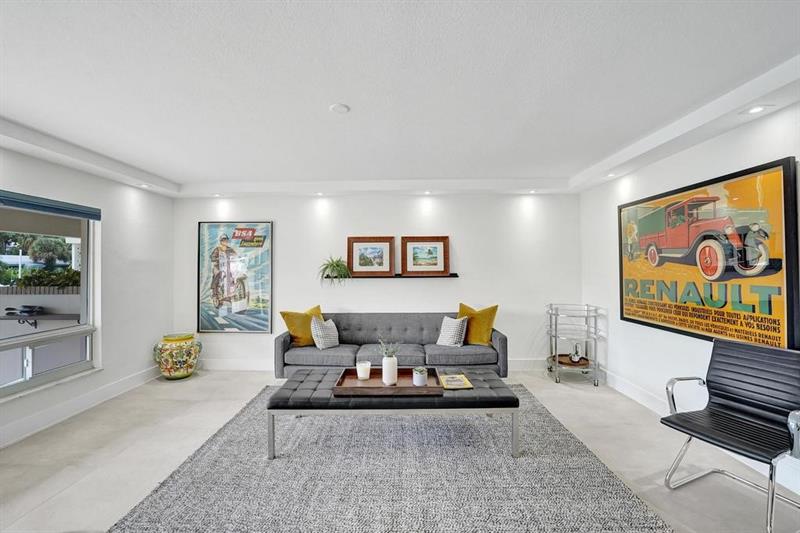 Image 10 of 54 For 2866 30th St  9