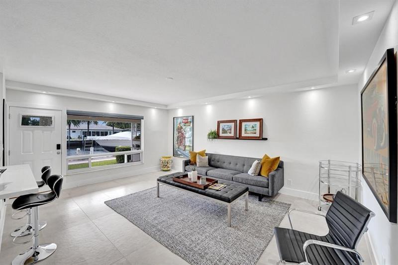 Image 11 of 54 For 2866 30th St  9