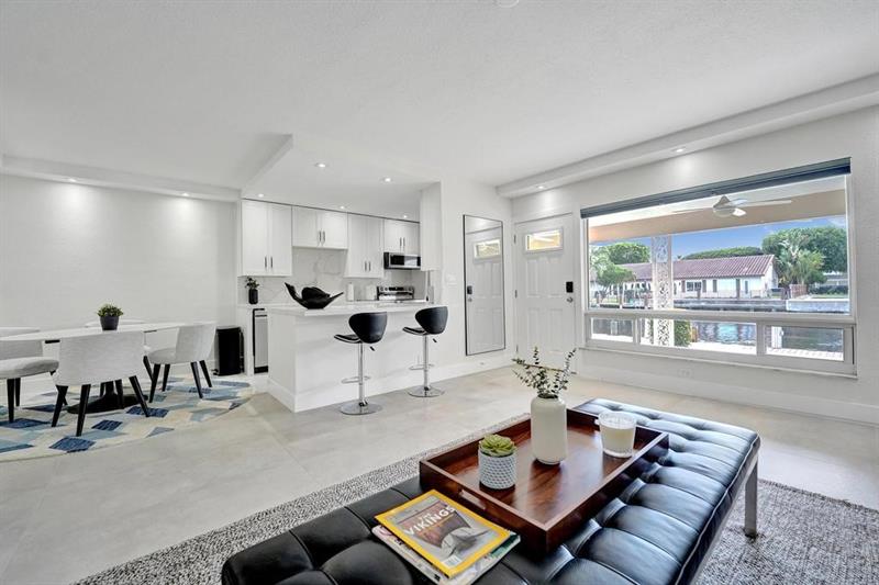 Image 14 of 54 For 2866 30th St  9