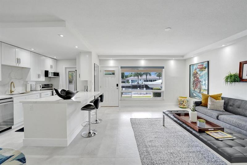 Image 19 of 54 For 2866 30th St  9