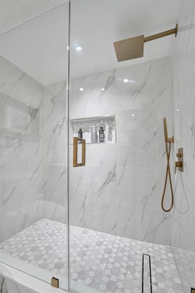 Image 35 of 54 For 2866 30th St  9