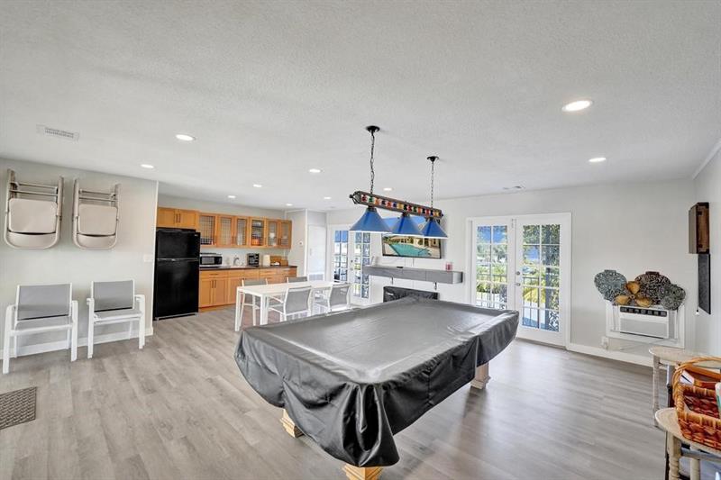 Image 51 of 54 For 2866 30th St  9