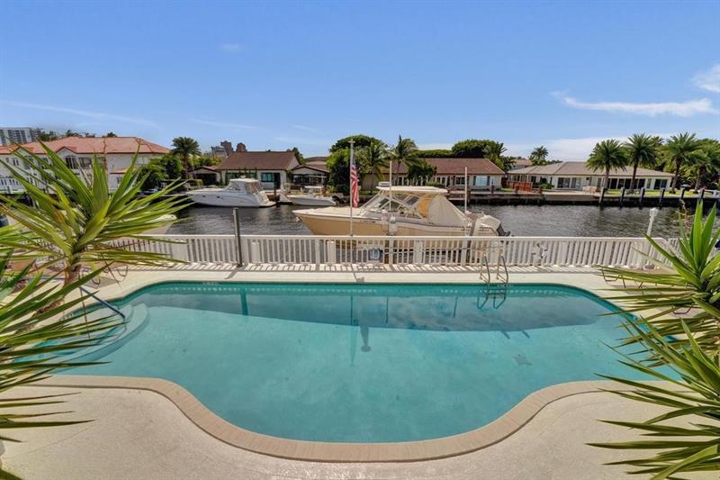 Image 53 of 54 For 2866 30th St  9