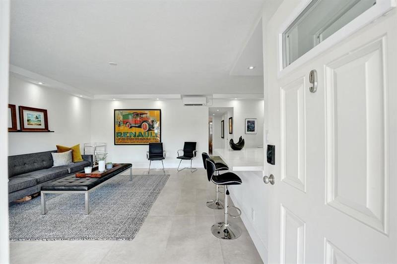 Image 8 of 54 For 2866 30th St  9