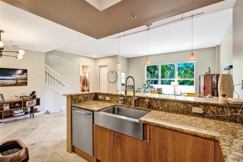 Image 16 of 68 For 2601 14th Ave  104