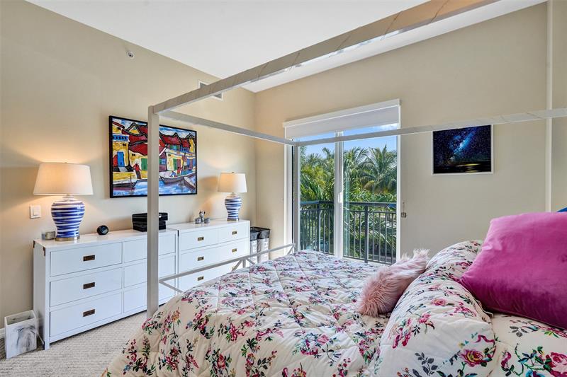 Image 20 of 68 For 2601 14th Ave  104