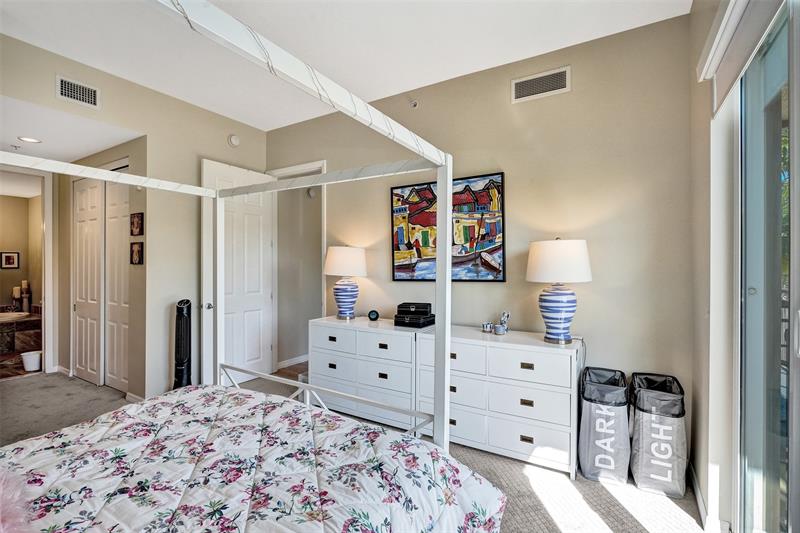 Image 22 of 68 For 2601 14th Ave  104