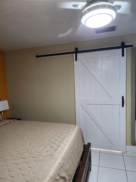 Image 12 of 31 For 2368 17th Dr