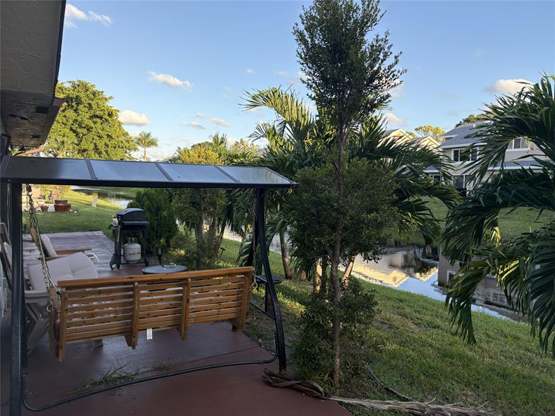 Image 24 of 31 For 2368 17th Dr