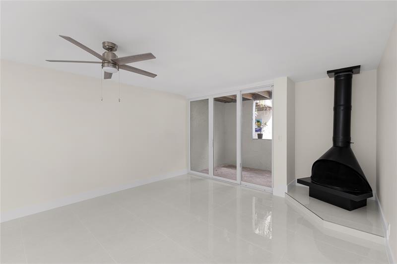 Image 12 of 38 For 657 Cypress Ln  26a